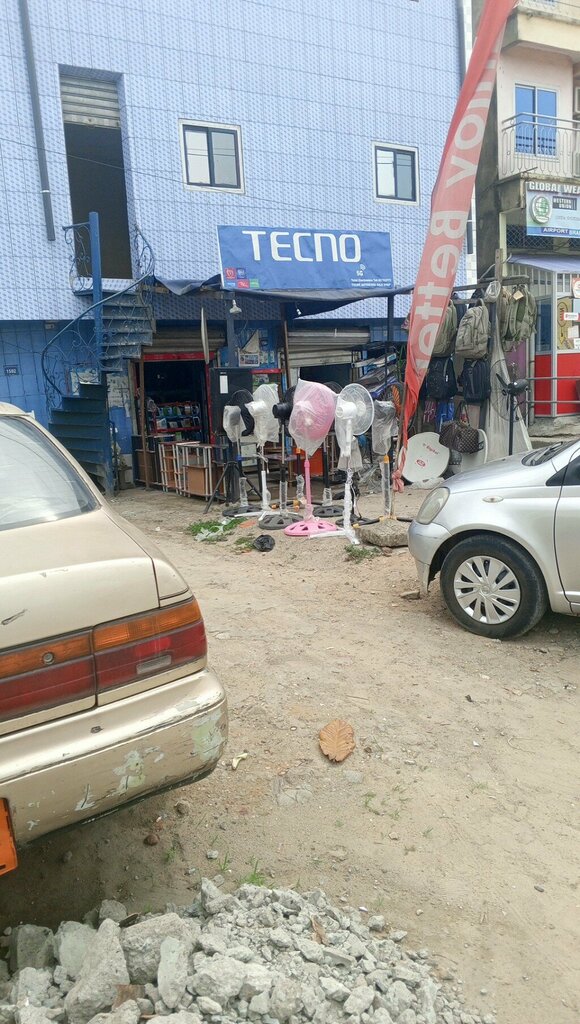 Household appliances store Techno, Douala, photo