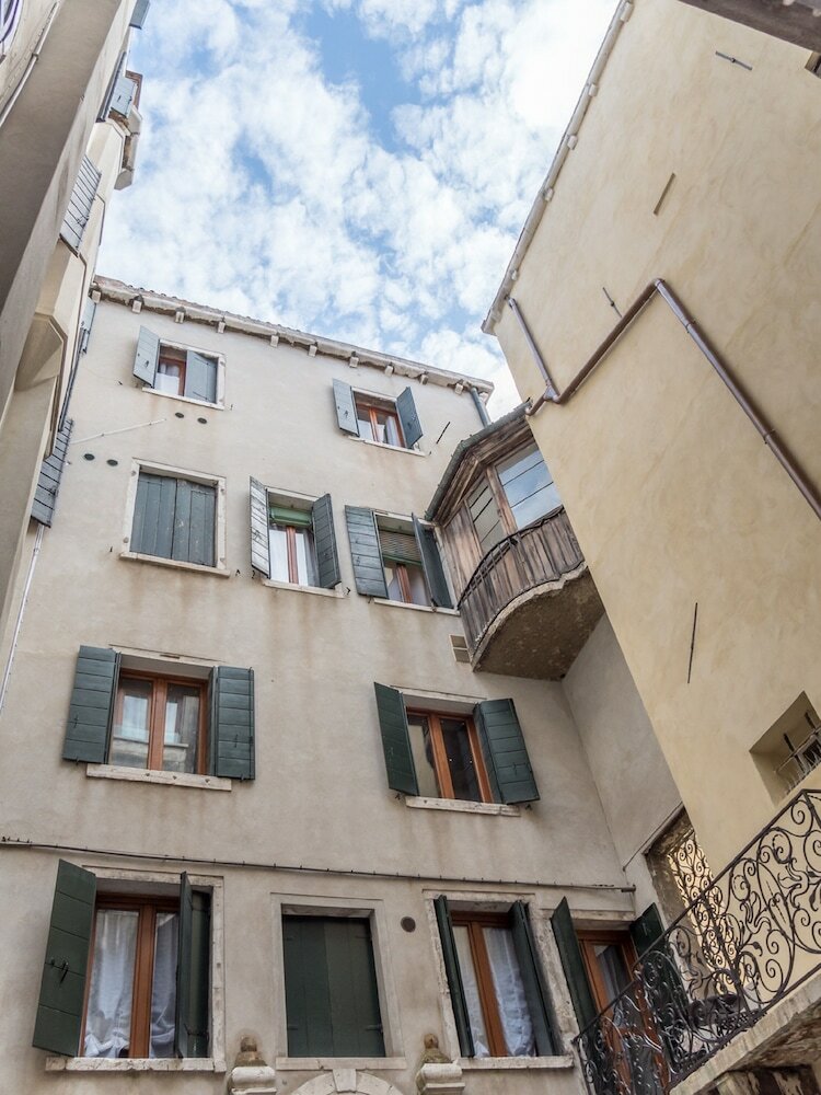 Фото Venice Palace Tintoretto