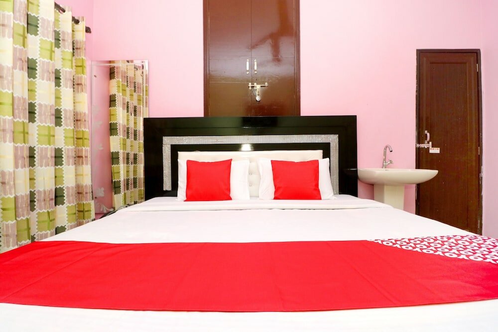 Фото Oyo 39852 Hotel Noor