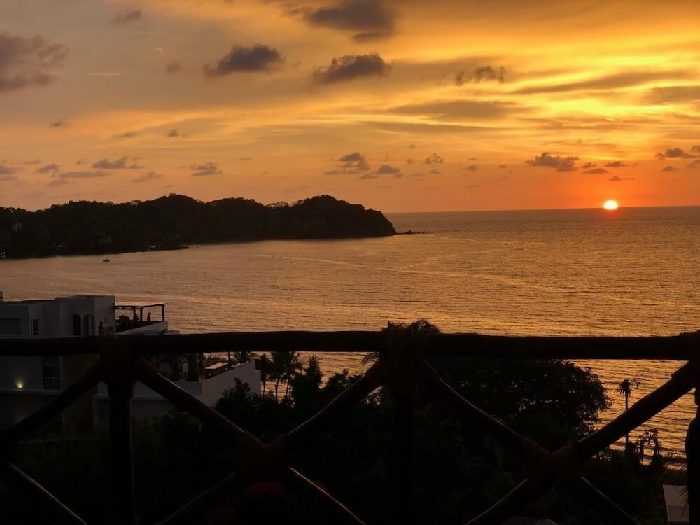 Фото Pajaro de Fuego Pool & Terrace