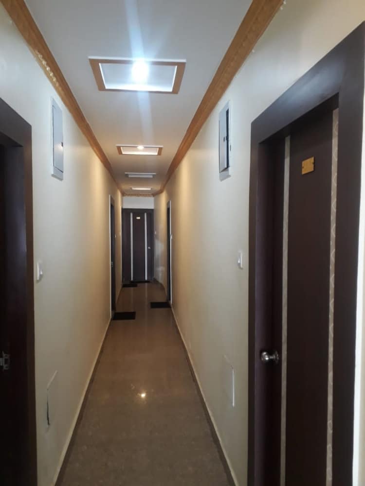 Фото Goroomgo Gouri Palace Puri