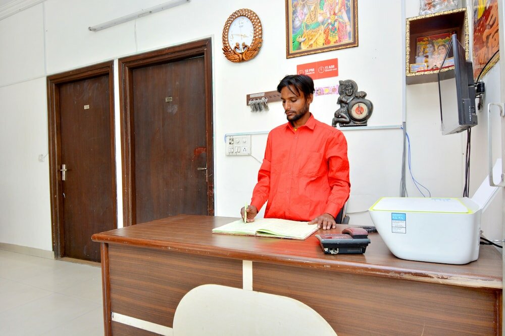 Фото Oyo 39597 Prince Paradise