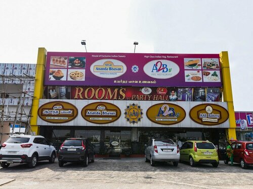 Oyo 30545 Hotel Jeevan Park