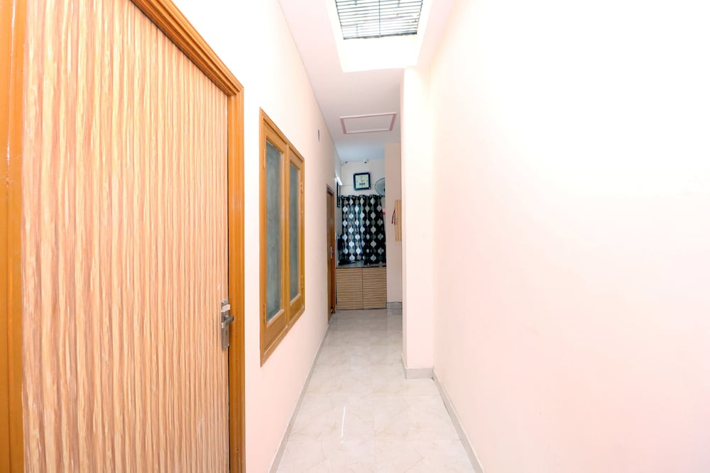 Фото Oyo 43966 Jaura Inn