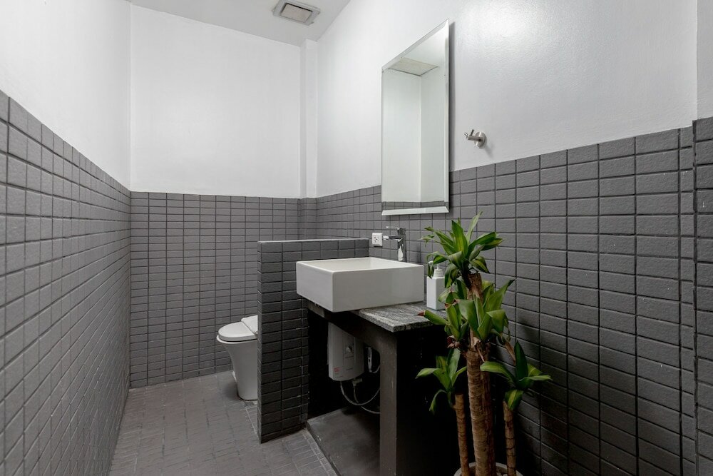 Фото Draper Startup House for Entrepreneurs - Hostel