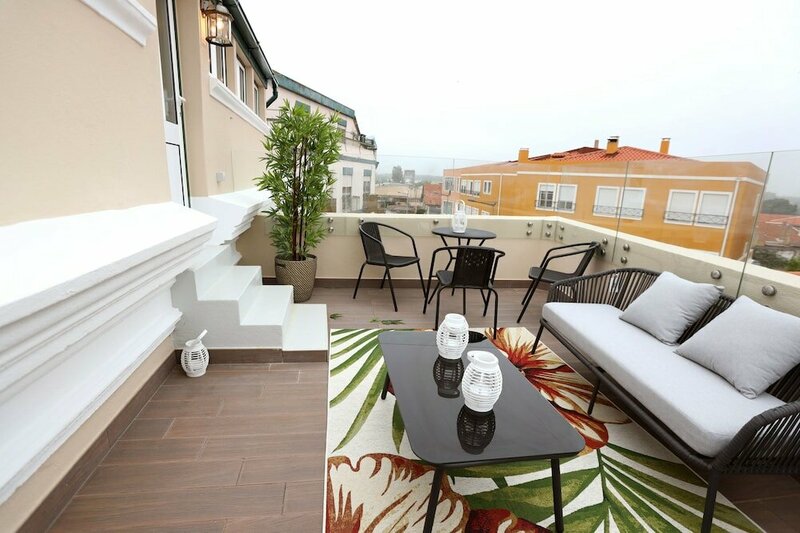 Гостиница Glass Boutique - Rooms & Suites