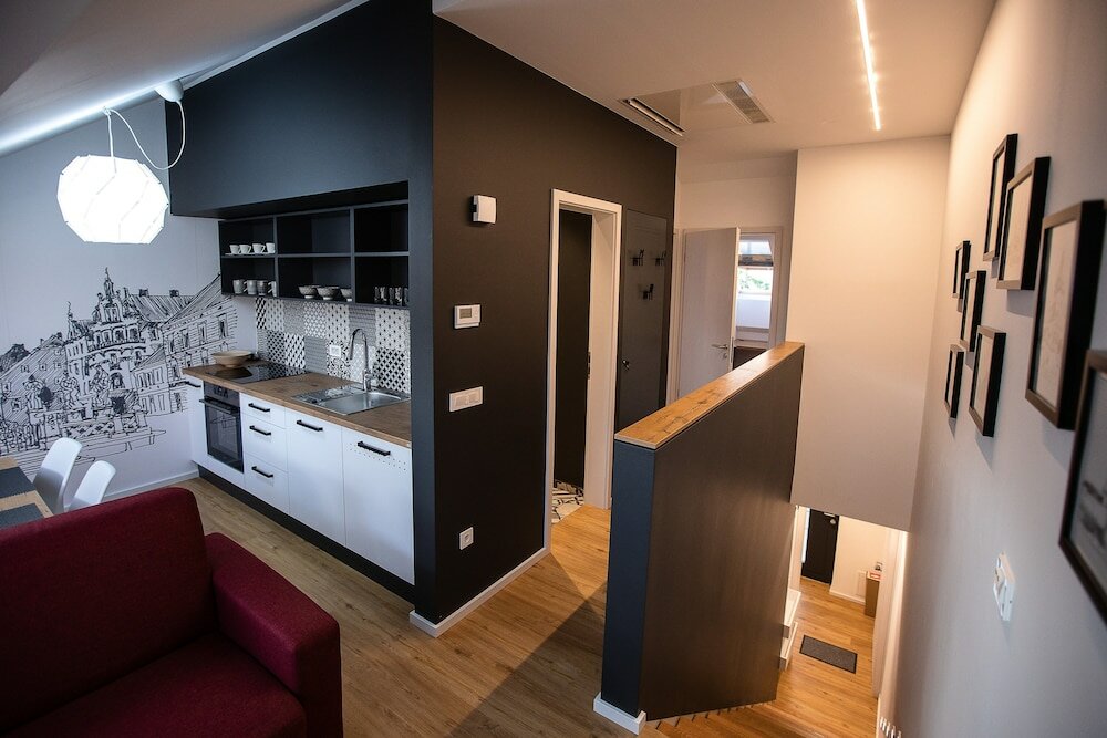 Фото Postcard City Apartments