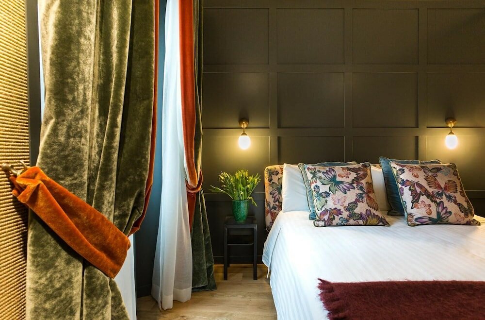 Фото Living Suites