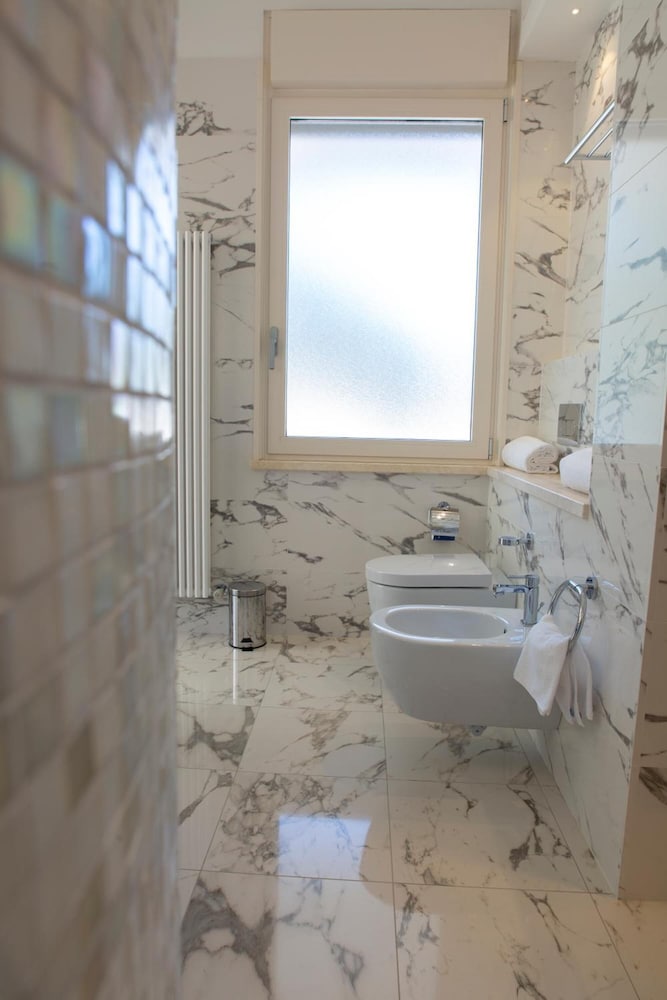 Фото Aurum Suites