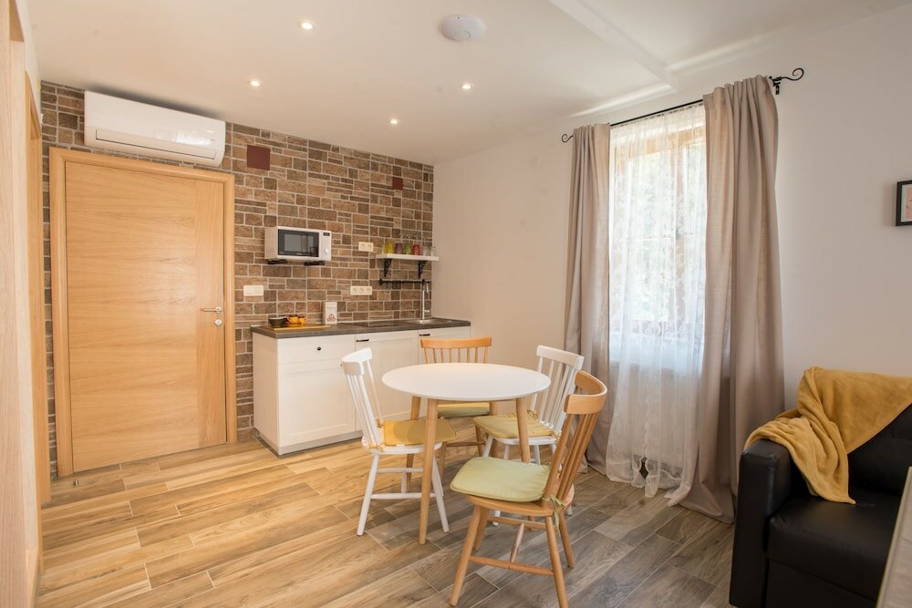 Фото The Starlings Apartments