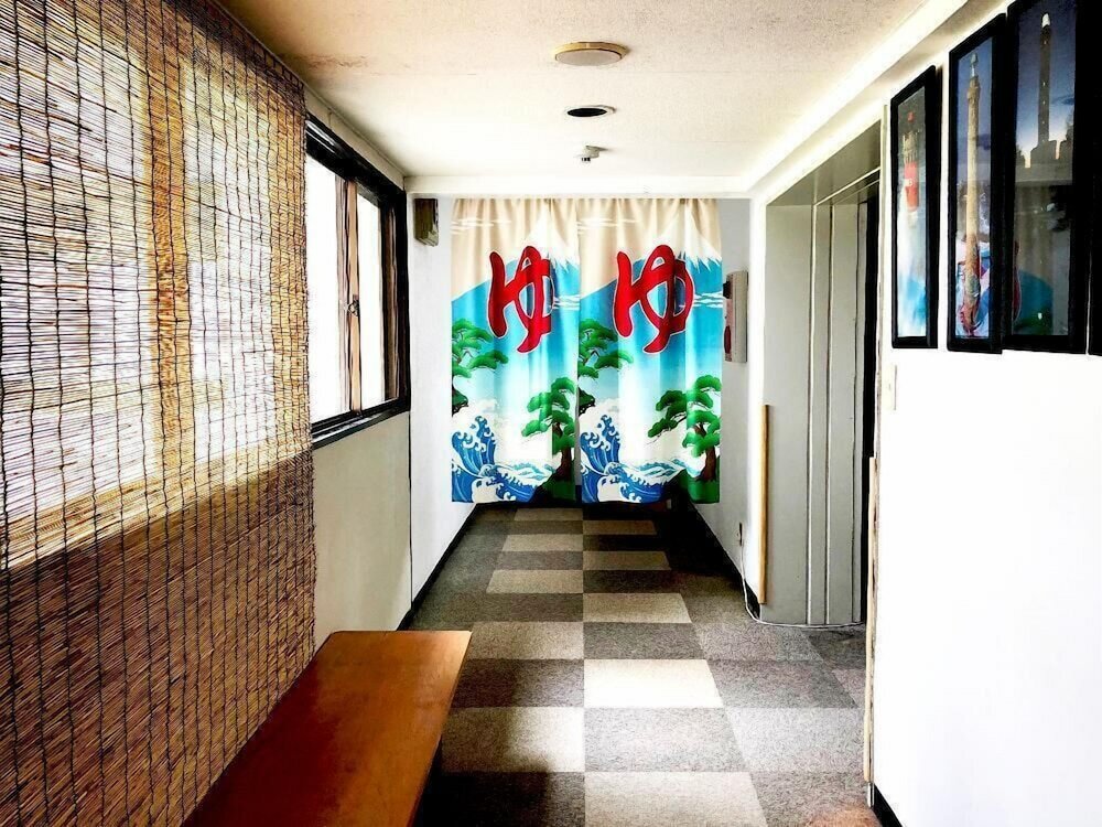 Фото отеля 2