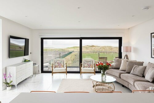 Гостиница Portrush Luxury Apartments Curran Gate