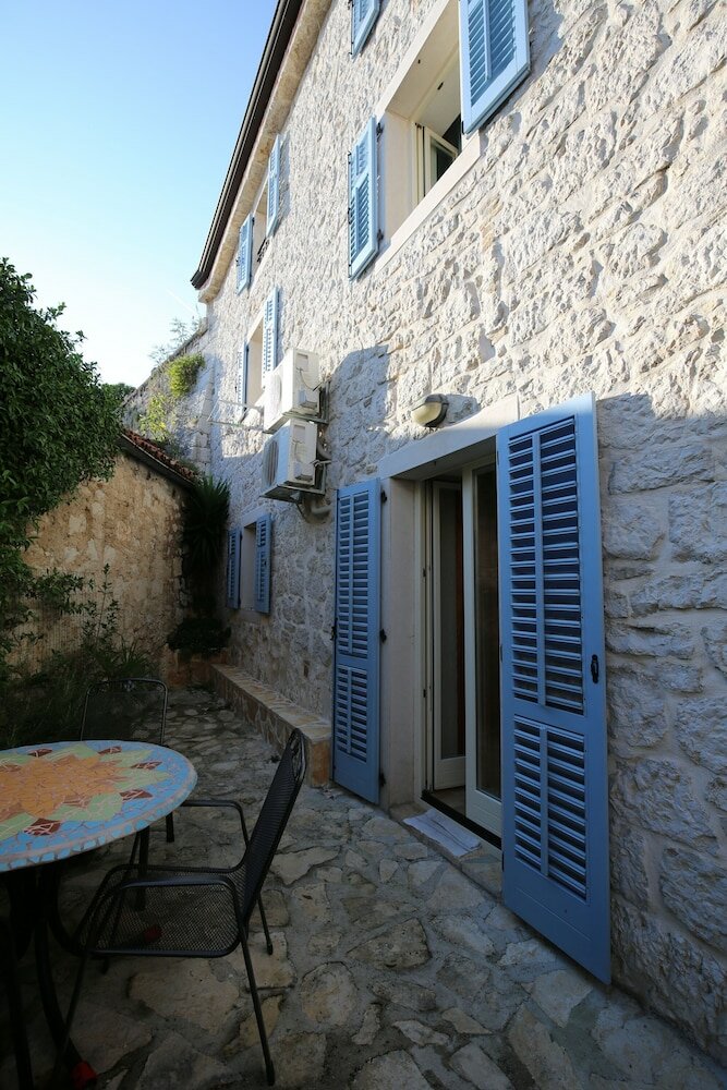 Фото House Nirvana