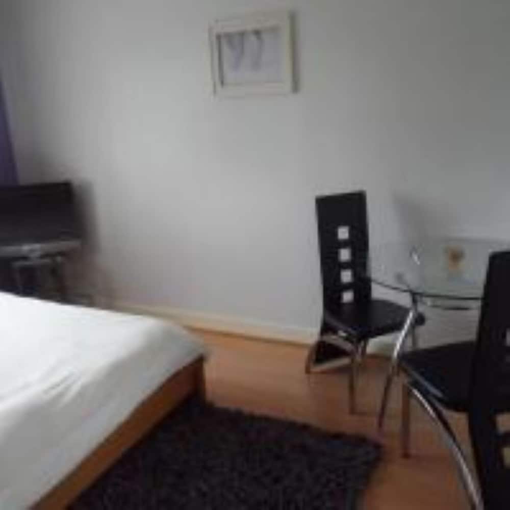 Фото Homestay Oakridge Crescent