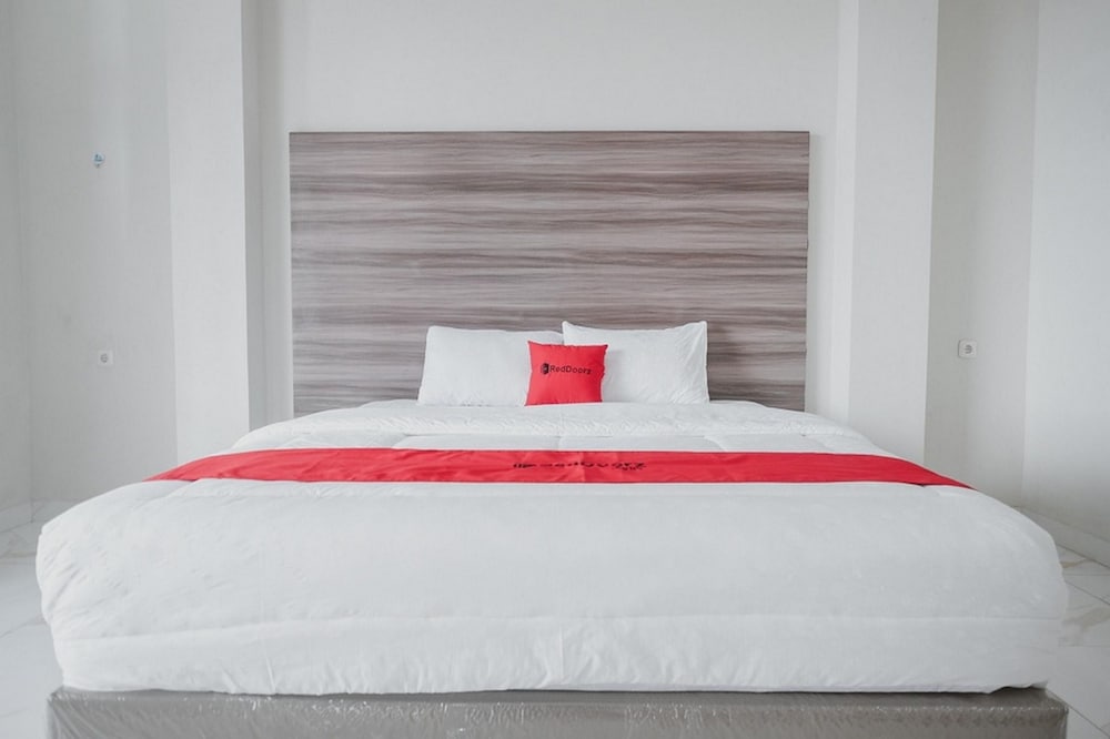 Фото RedDoorz Syariah @ Jalan Dieng