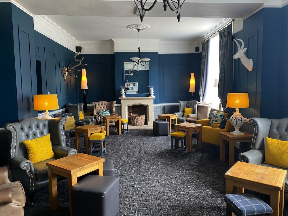 Фото The Deeping Stage