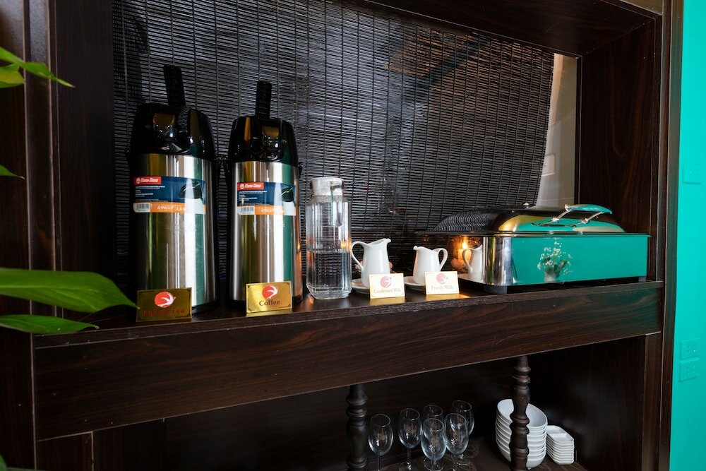 Фото Hanoi Lullaby Hotel & Travel