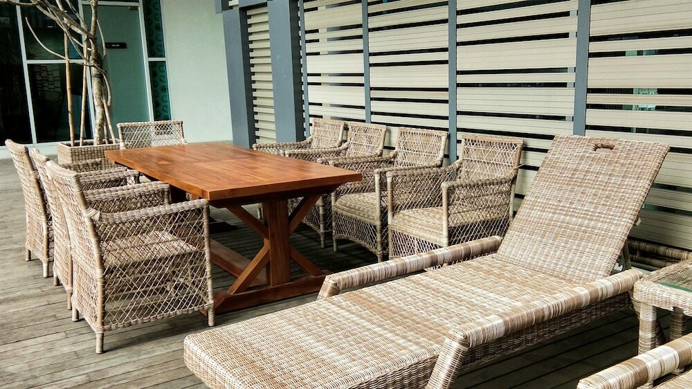 Фото Chic 1br Brooklyn Apartment near Ikea Alam Sutera