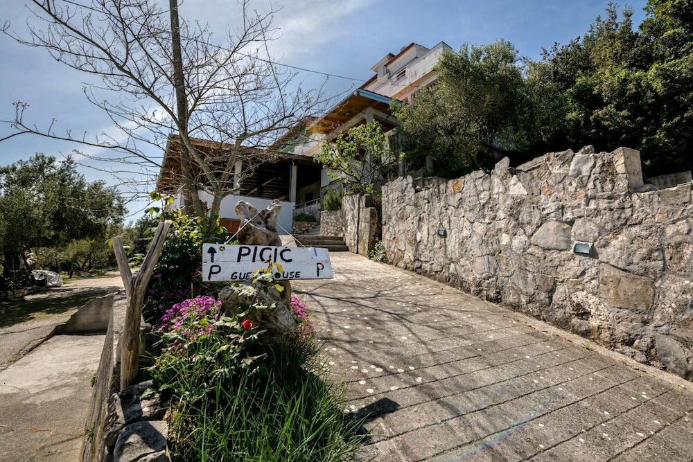Фото Picic Guesthouse