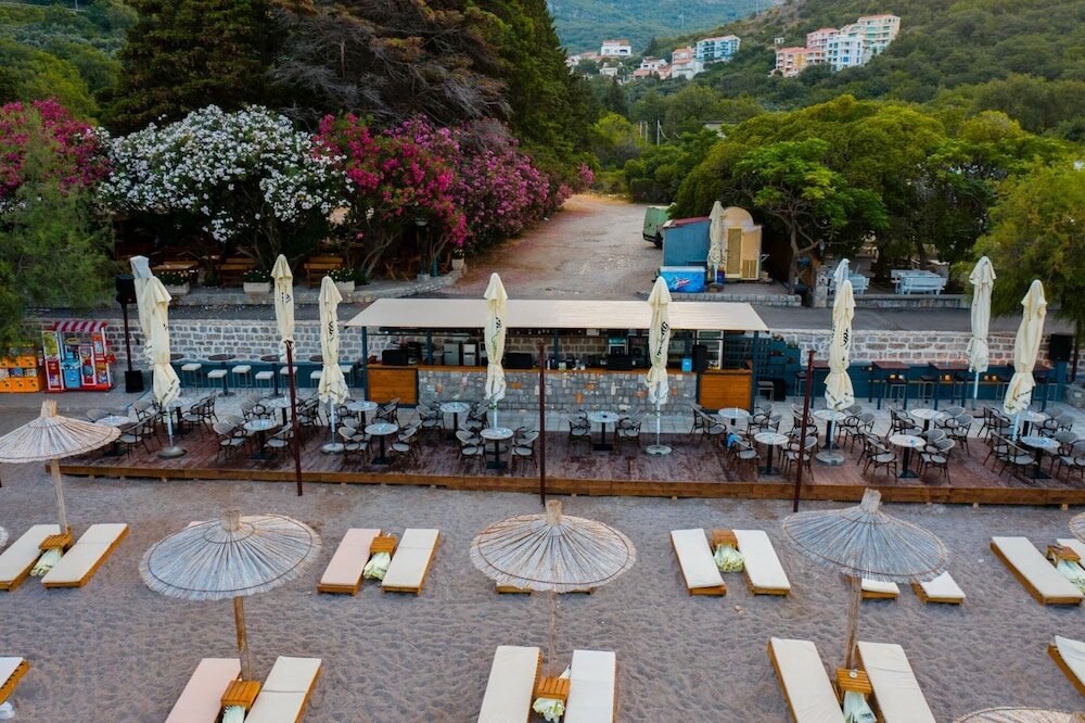 Фото Hotel Plaza Lucice