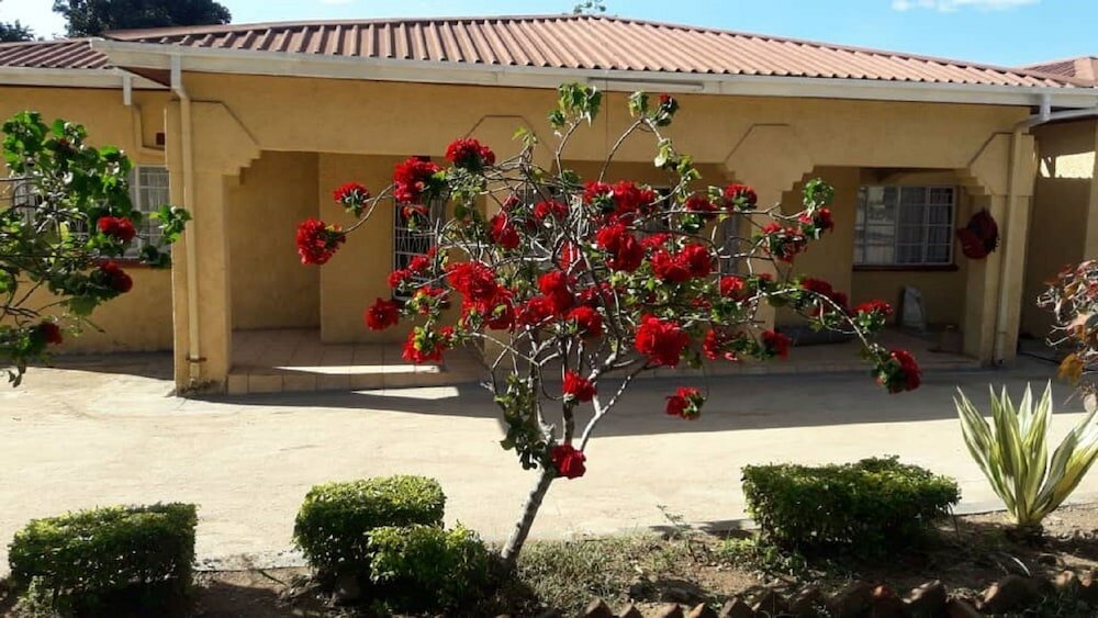 Фото отеля 4