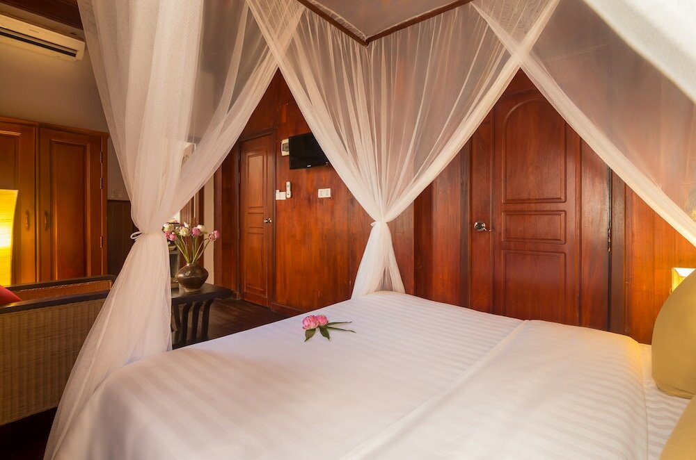 Фото Watdamnak House