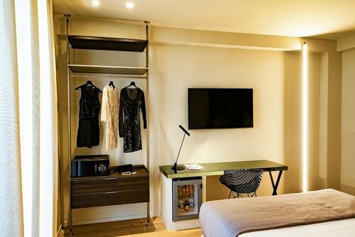Гостиница Elite Accommodations & Hydromassage Pool в Реджо-ди-Калабрия