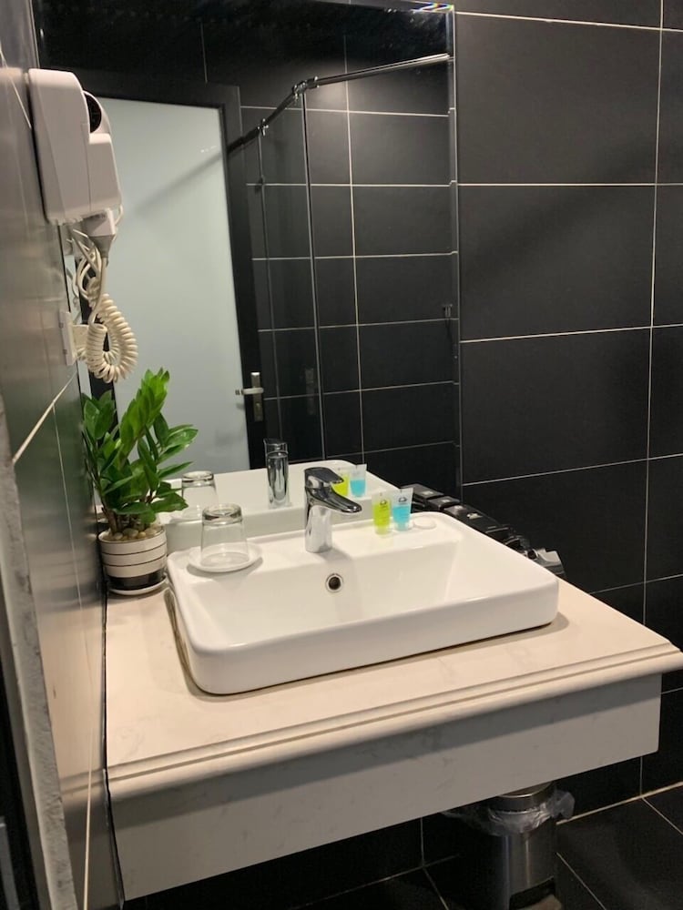 Фото Anh Hong Hostel