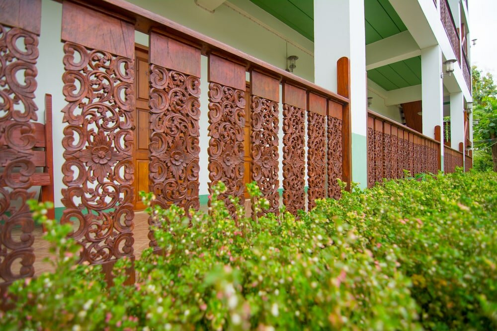 Фото Wattana Village Resort