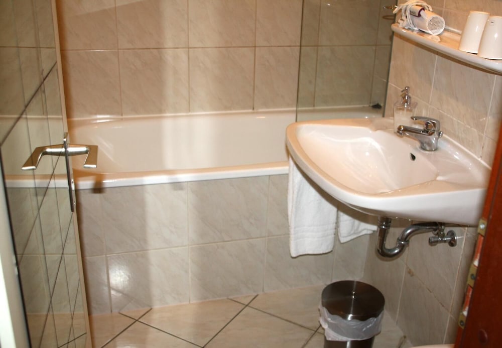 Фото Rheinblick Appartments