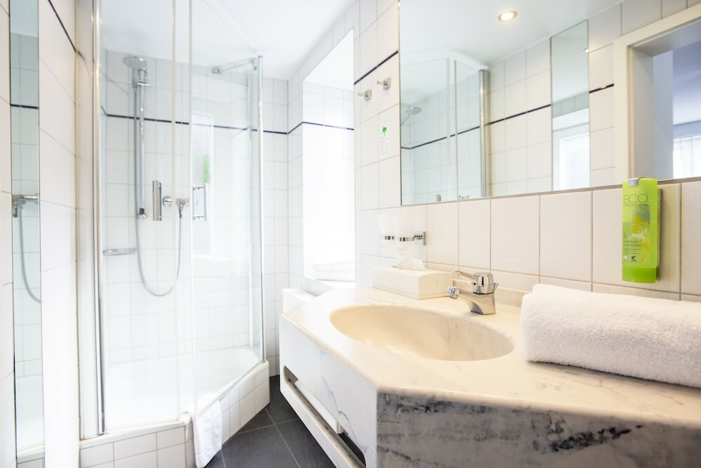 Фото SevenDays Hotel BoardingHouse