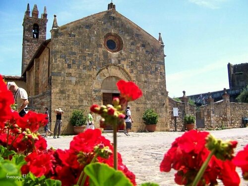 Гостиница Agriturismo Il Sambuco в Монтериджони