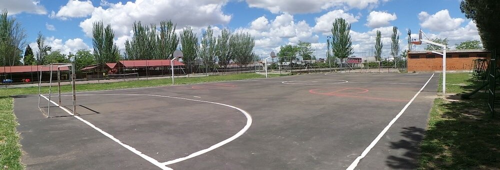 Фото Bungalows Camping Alpha Madrid