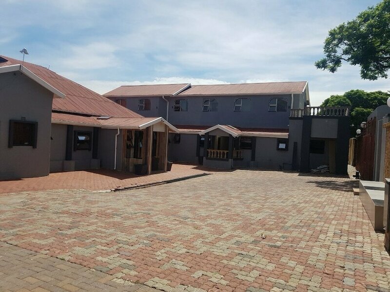 Гостиница Central Lodge Hotels в Йоханнесбурге