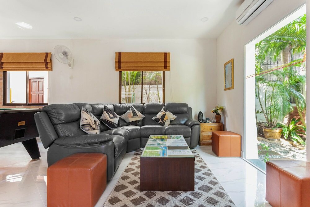 Фото Madee Villa - Pattaya Holiday House Walking Street