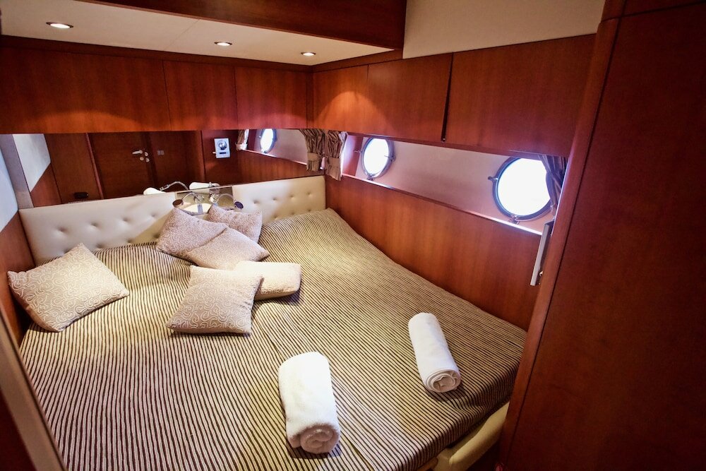 Фото Italy Luxury Yacht Charter