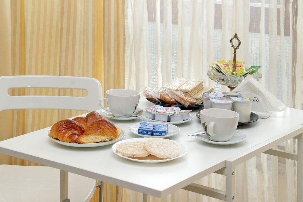 Фото La Stazione Del Vaticano