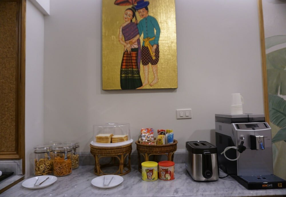 Фото Mariya Lady Hostel At Suvarnabhumi Airport - Female Only