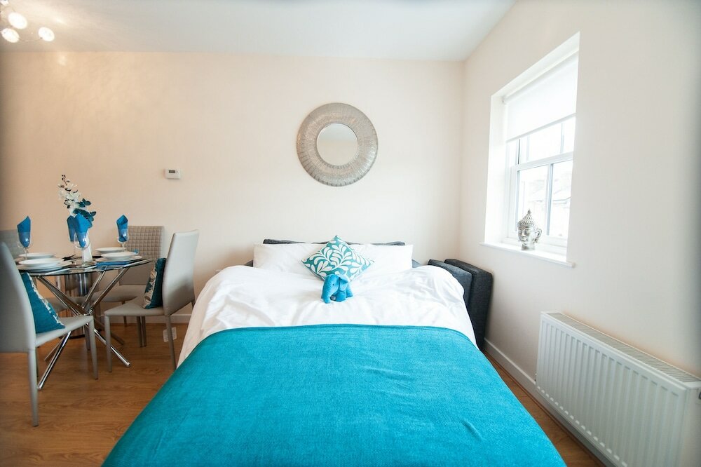 Фото Station Suites