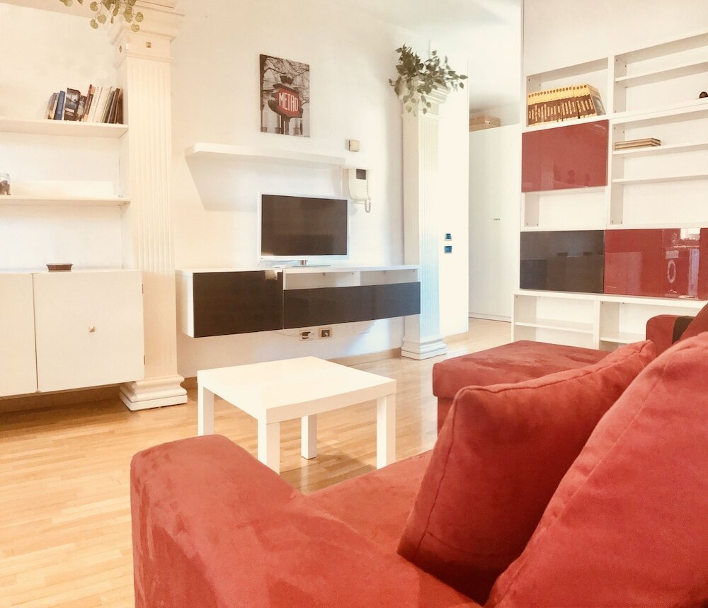 Фото Giulio Cesare Luxury Apartment