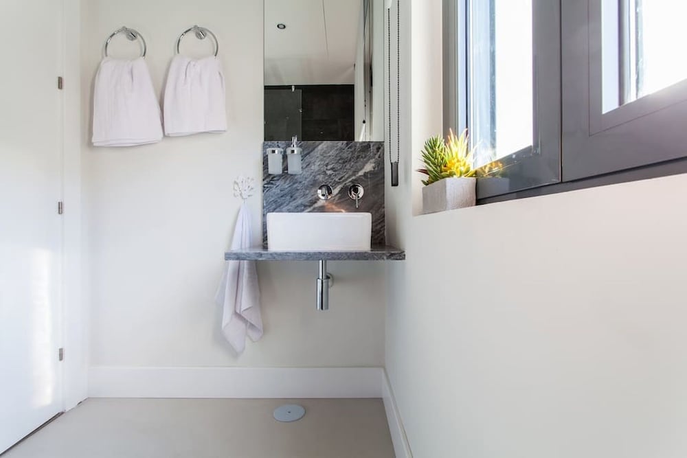 Фото Sevilla Alquila Amplios Apartamentos Duplex EN San Bernardo