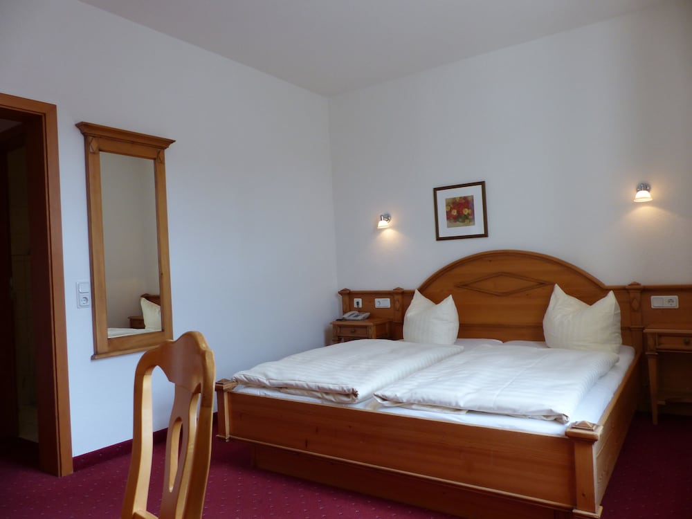 Фото Hotel zum Brauhaus Lüdde