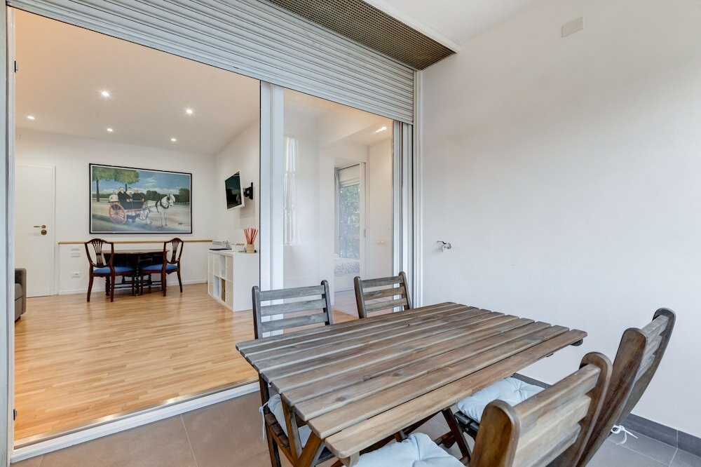 Фото Giulio Cesare Luxury Apartment