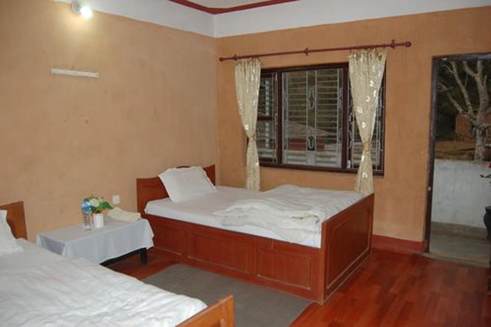 Фото Shrestha Hotel