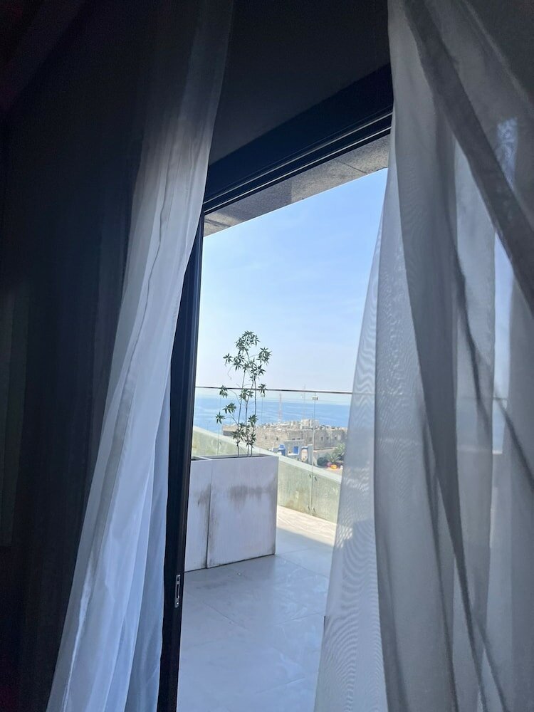 Фото Loren Suites Corniche