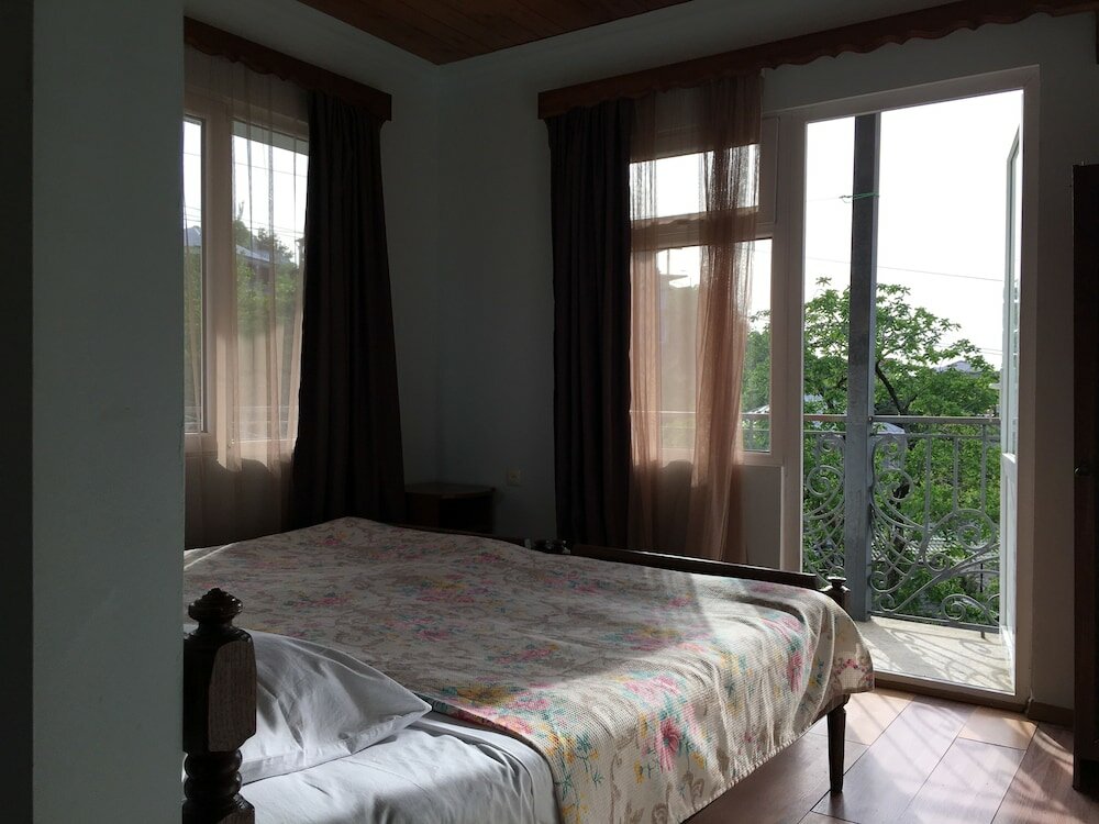 Фото White Guest House