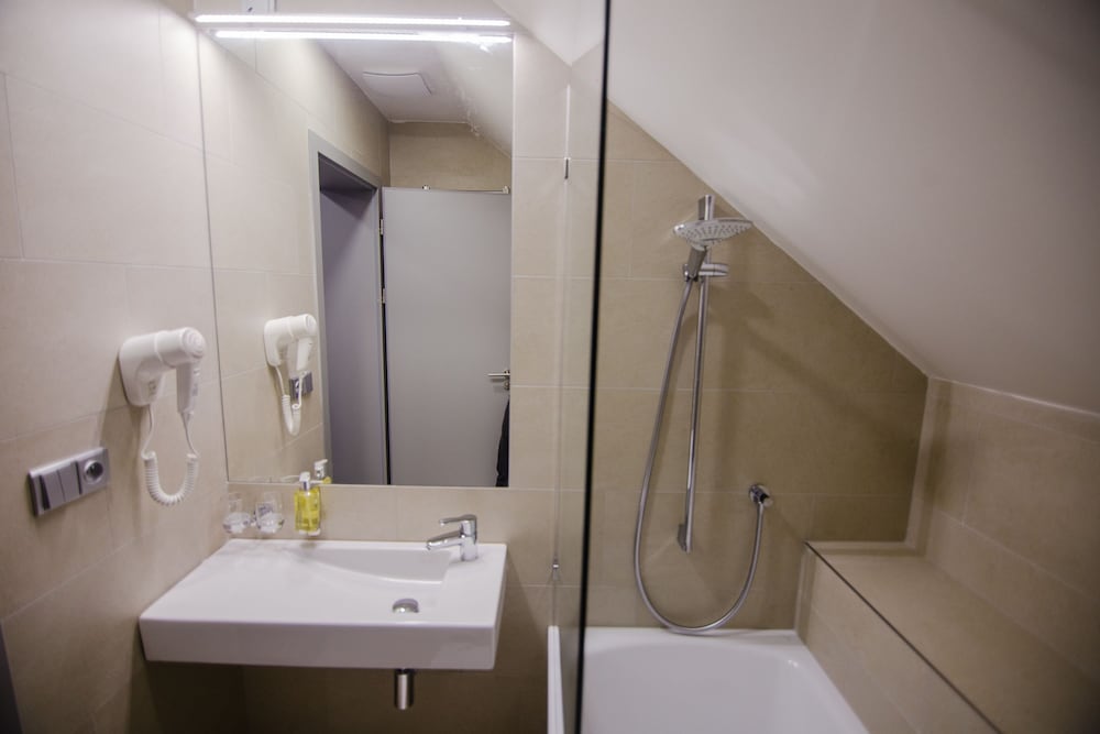 Фото Hotel Jezerka