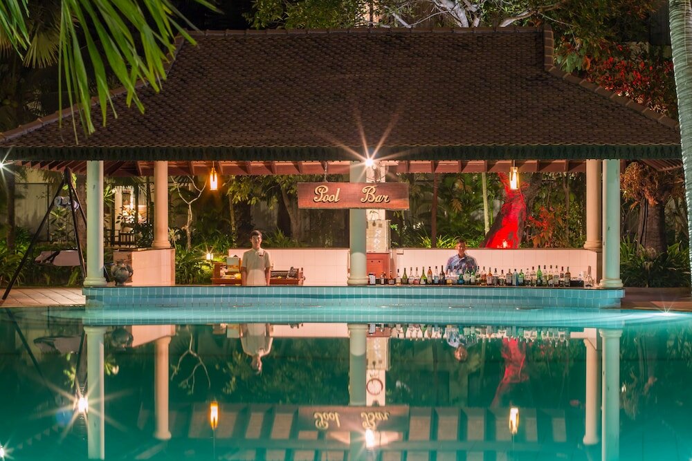 Фото Angkor Palace Suite & Villa