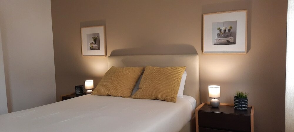 Фото Downtown Porto Spot