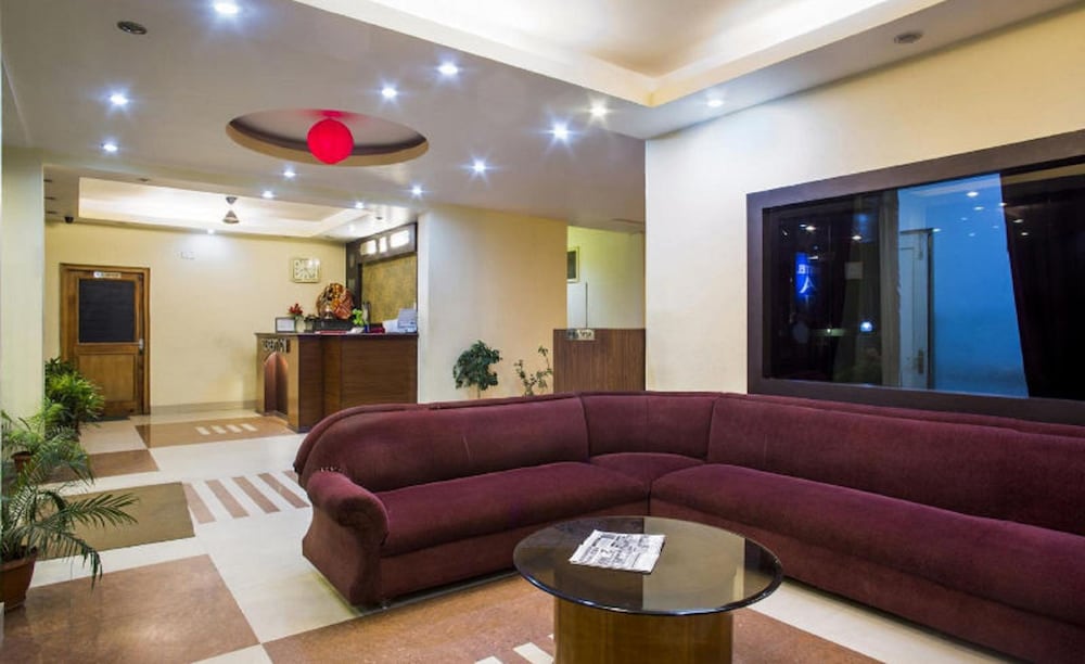 Фото Aj International